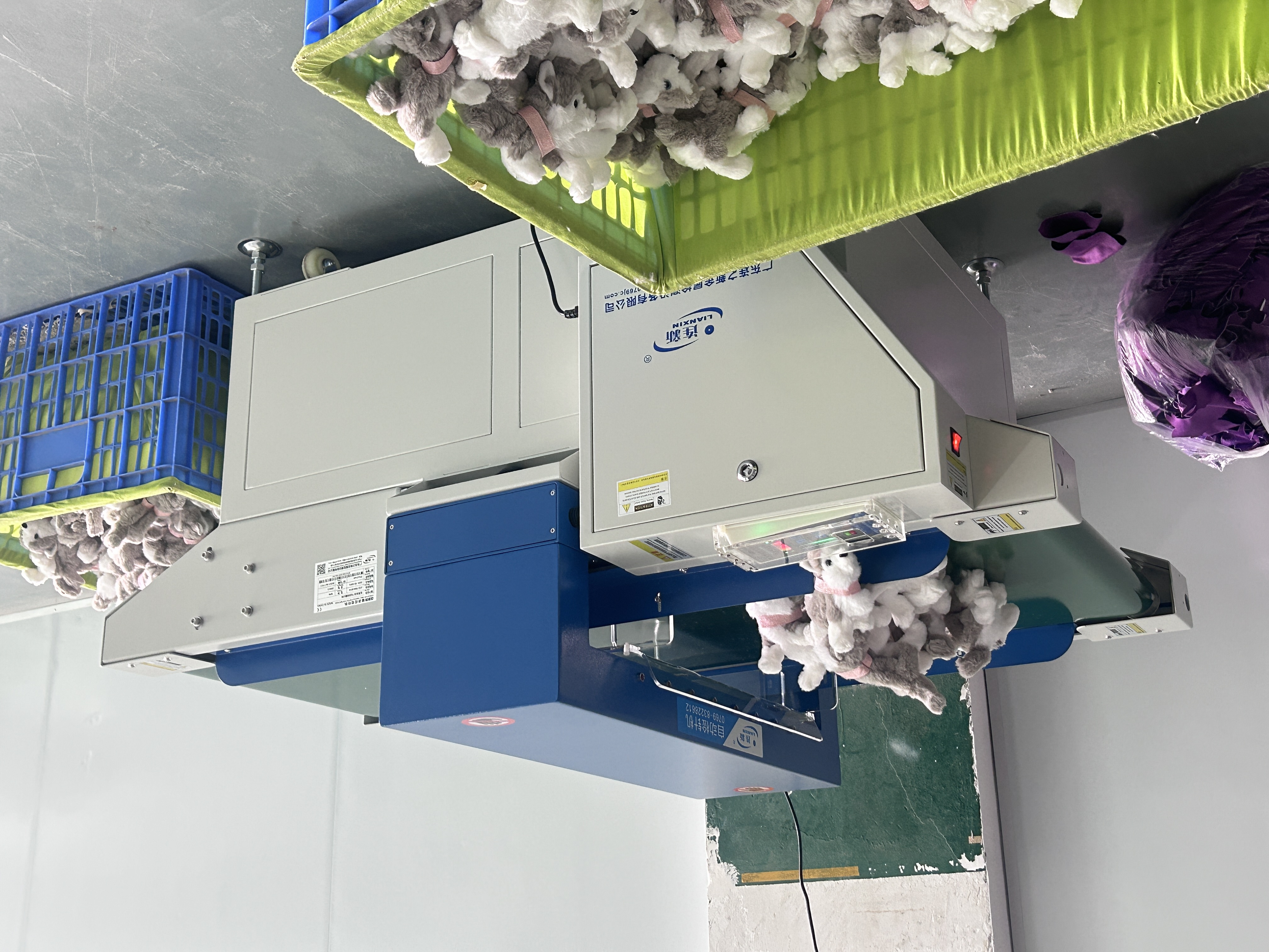 连新牌检针机——玩具安全生产的可靠保障